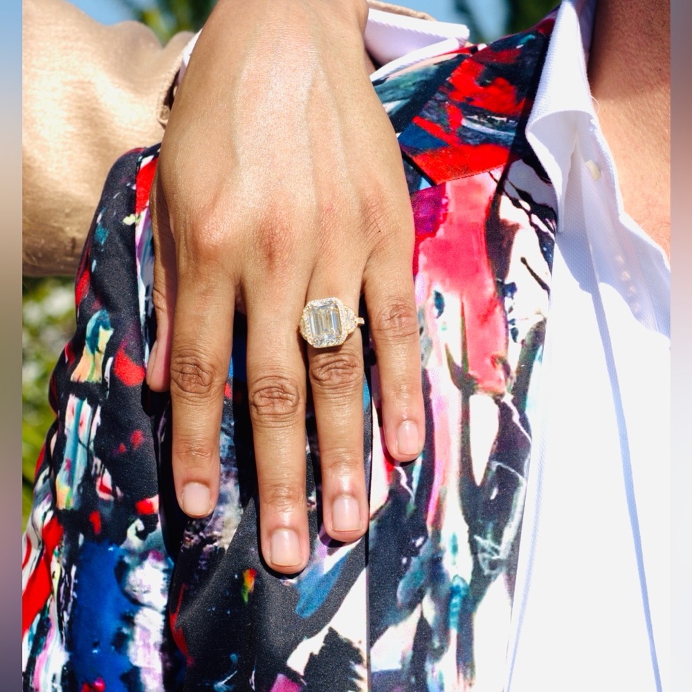 12.2 Carat DIAMOND Emerald Cut Engagement Ring PLATINUM🤩🤩🤩🤩🤩🤩🤩🤩 💎💎💎💎💎💎💎 - Picture 10 of 17